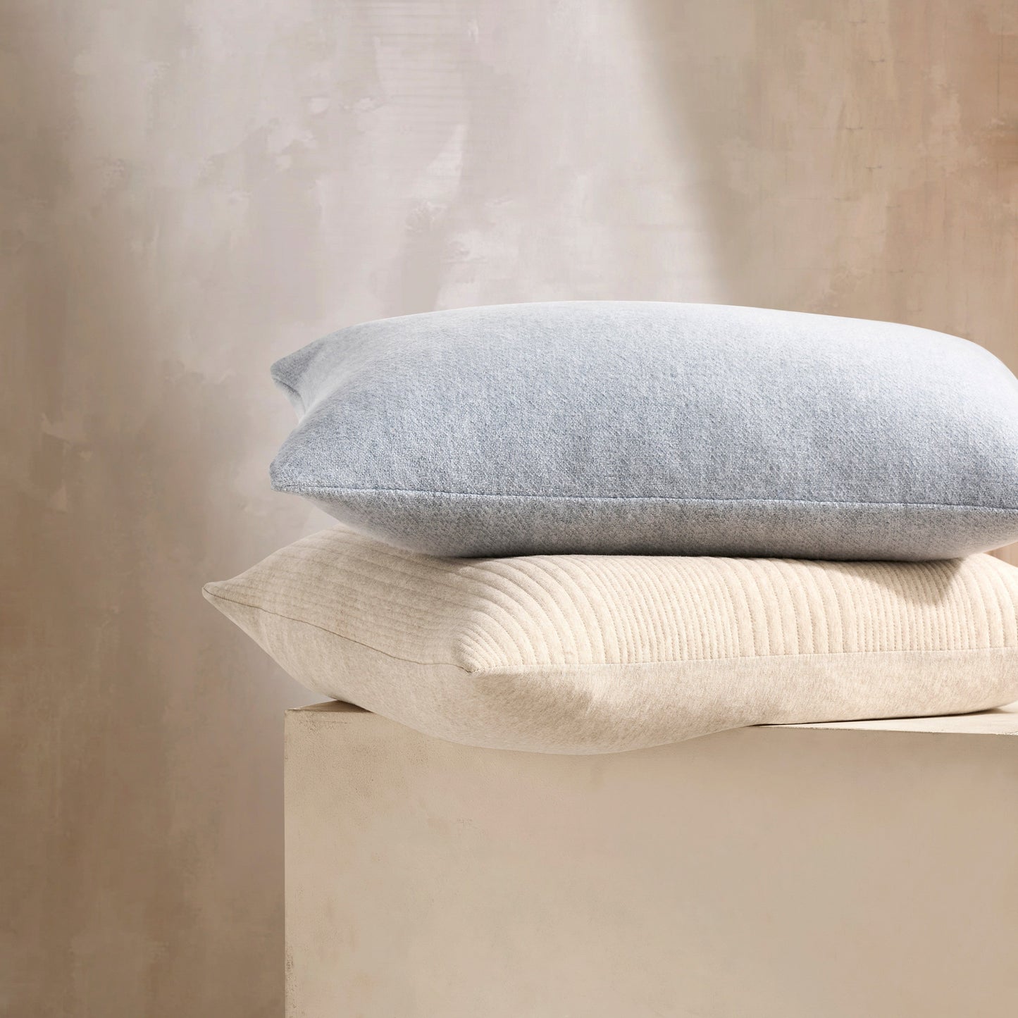 DKNY PURE Faux Cashmere Dekoratives Kissen