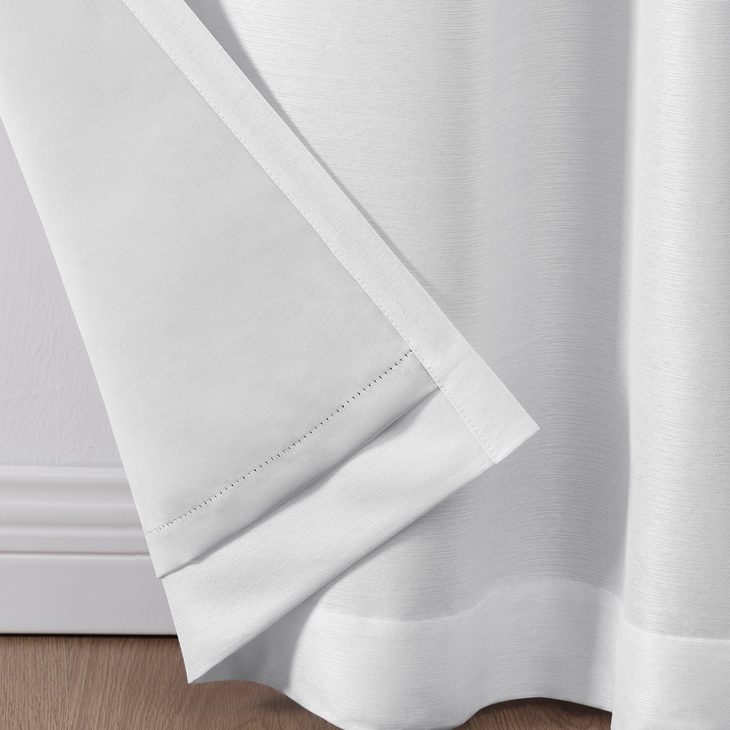 Martha Stewart Spellbound Blackout Curtain Panel Paar