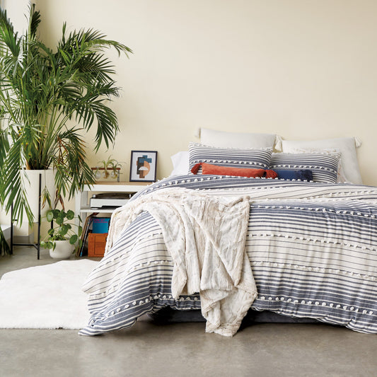 Peri Home Yarn Dyed Tufted Stripe Komforter Set