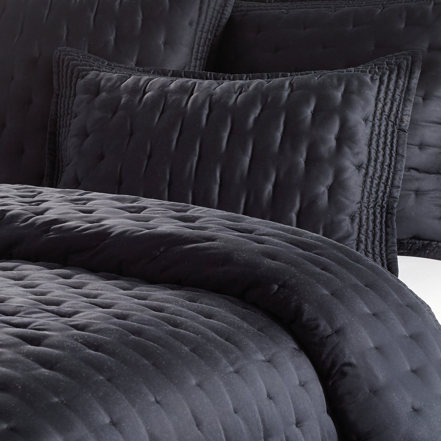 Donna Karan Essential Silk Blend Quilt Sammlung