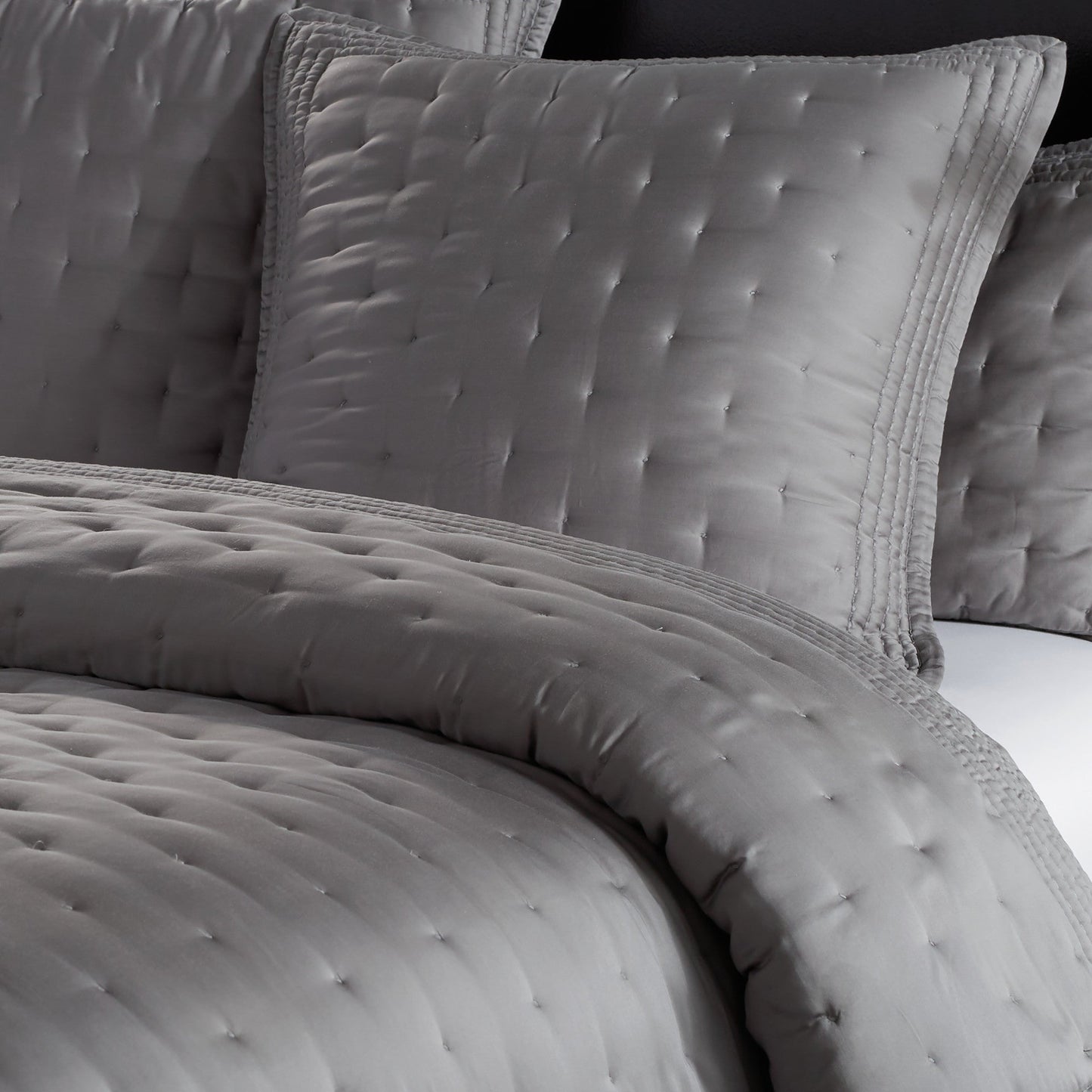 Donna Karan Essential Silk Blend Quilt Sammlung