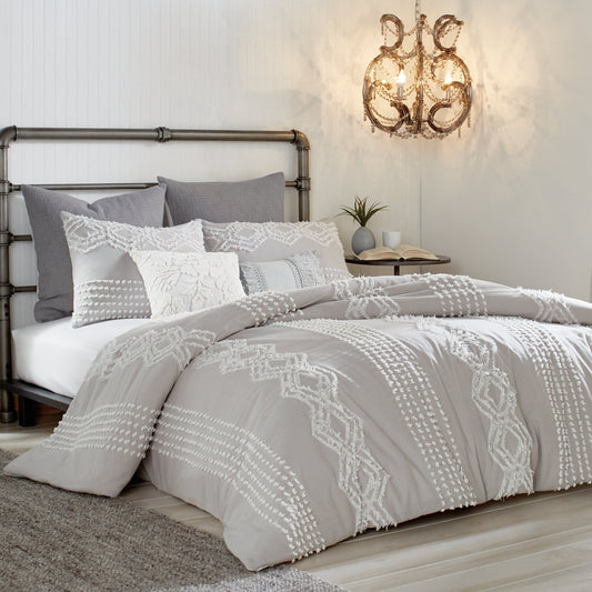 Peri Home Geo Comforter Set geschnitten