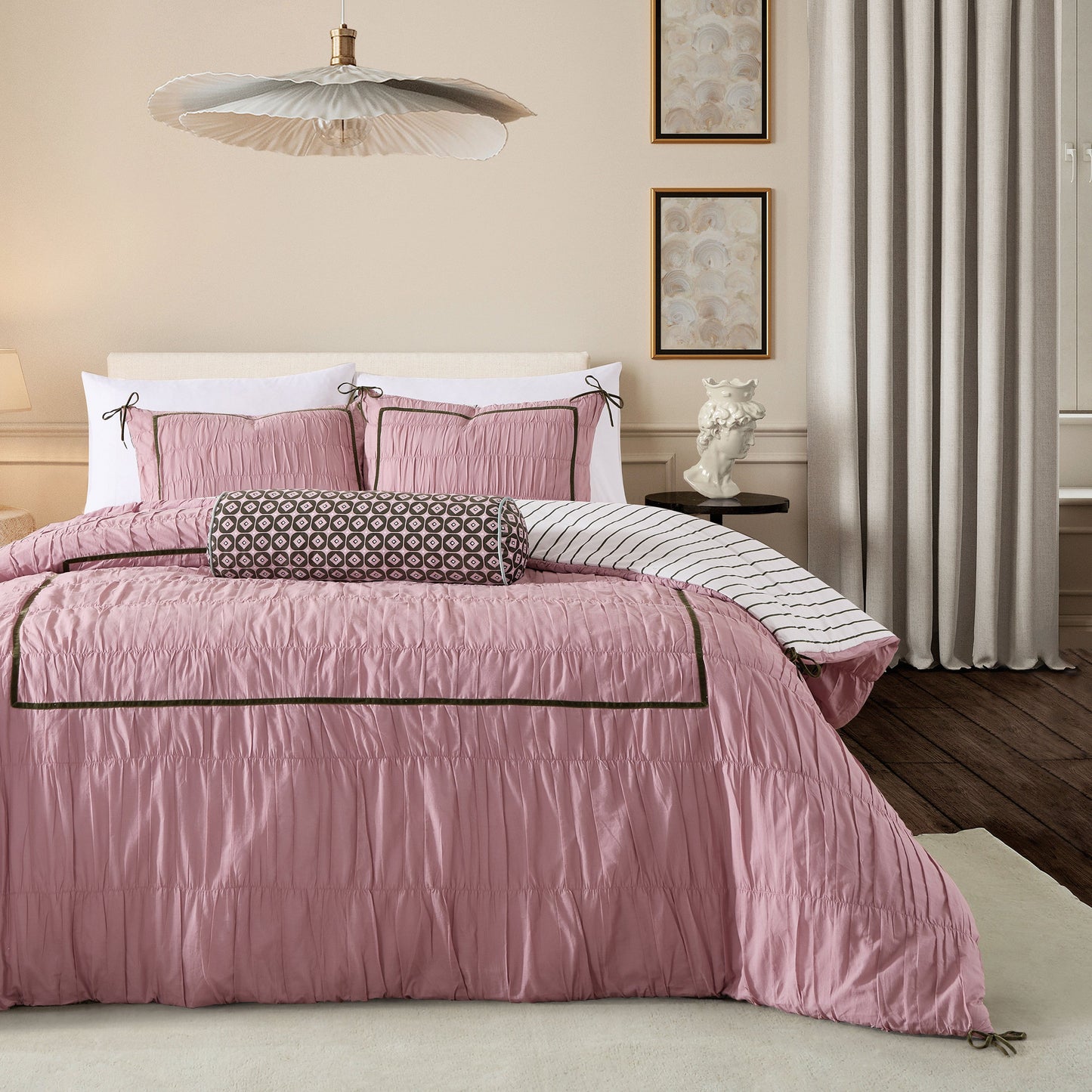 Das Ted Baker Ruched Hotel Comforter Set