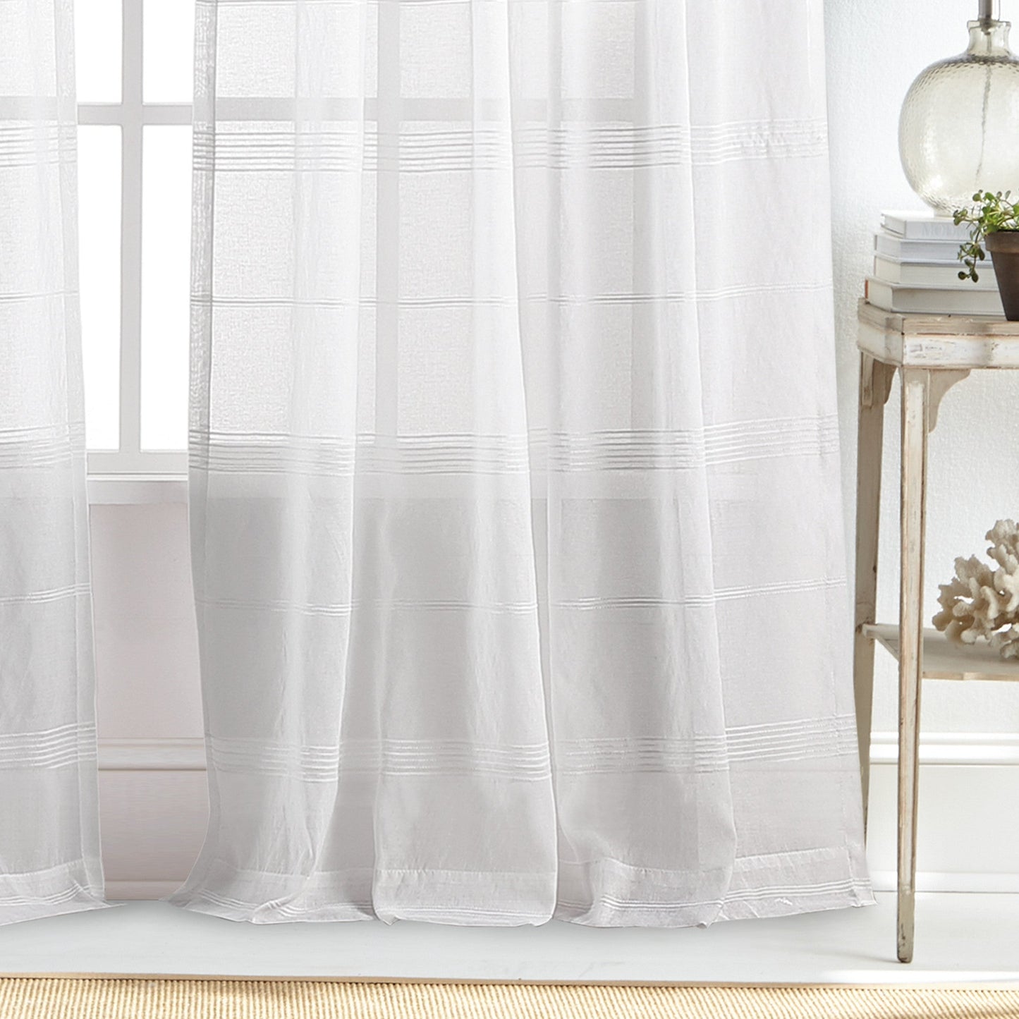 Martha Stewart Delicate Stripe Curtain Panel Paar