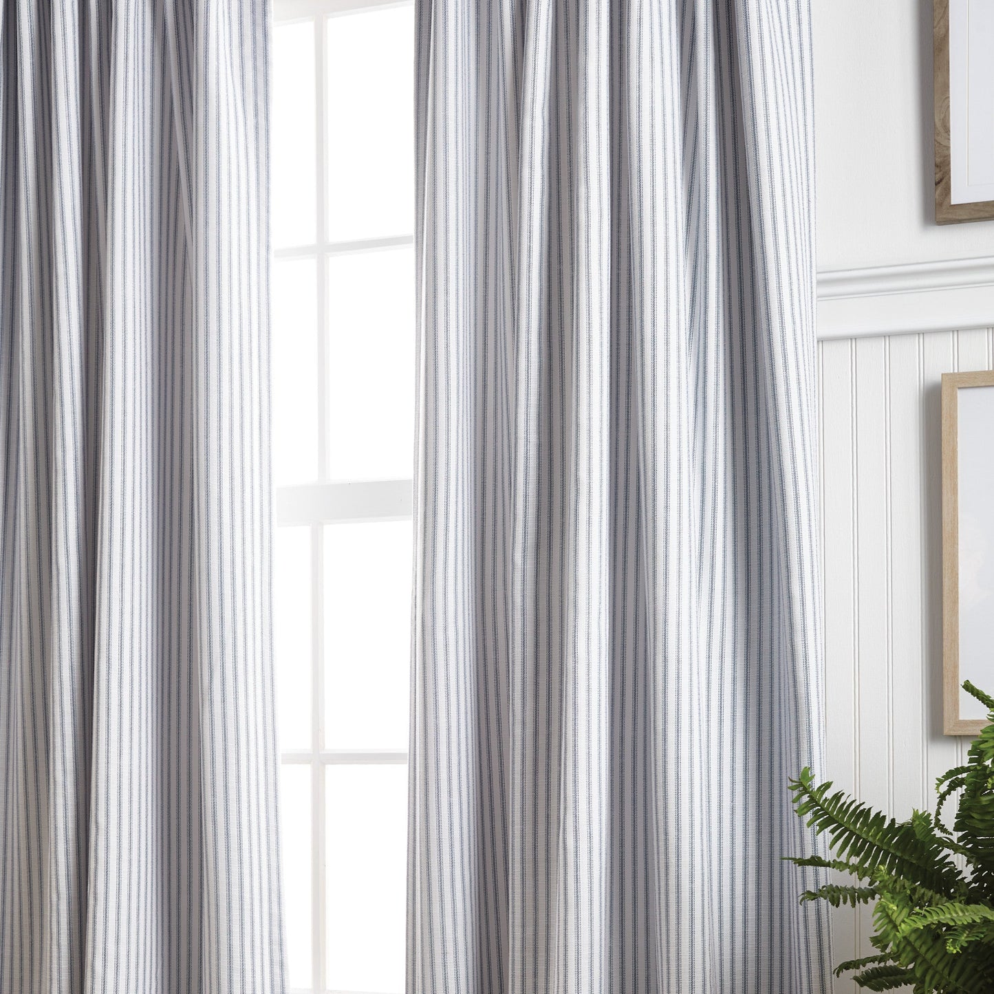 Martha Stewart Ticking Stripe Curtain Panel Paar