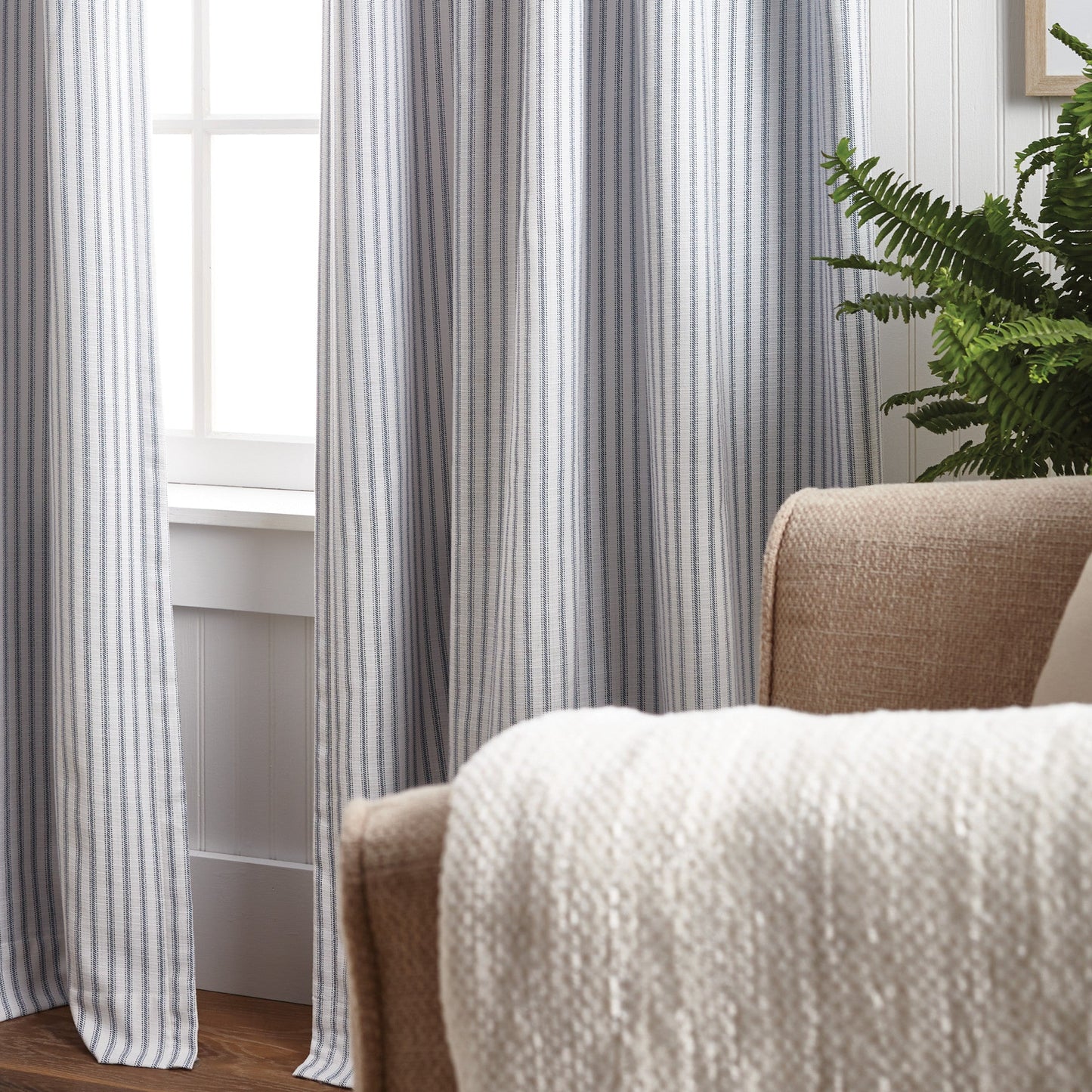 Martha Stewart Ticking Stripe Curtain Panel Paar