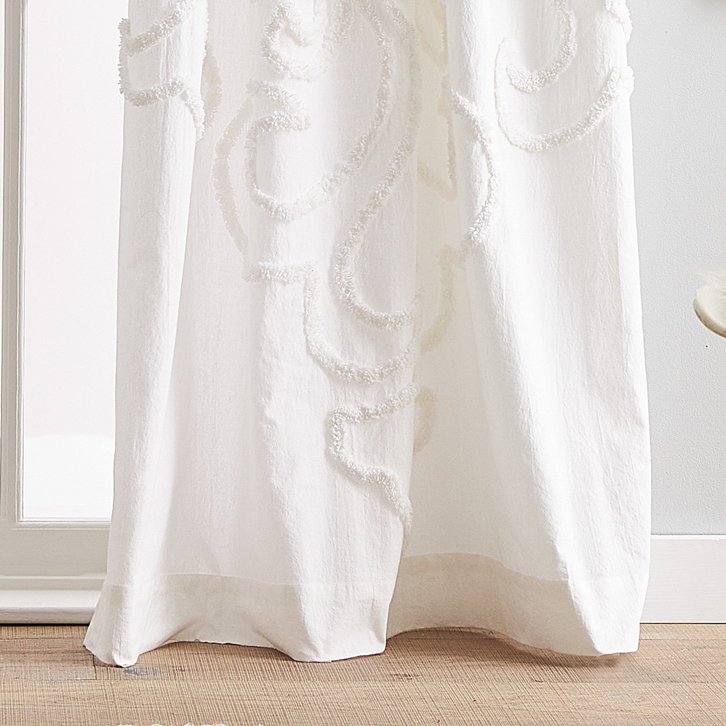 Peri Home Gates Tufted Chenille Curtain Panel Paar