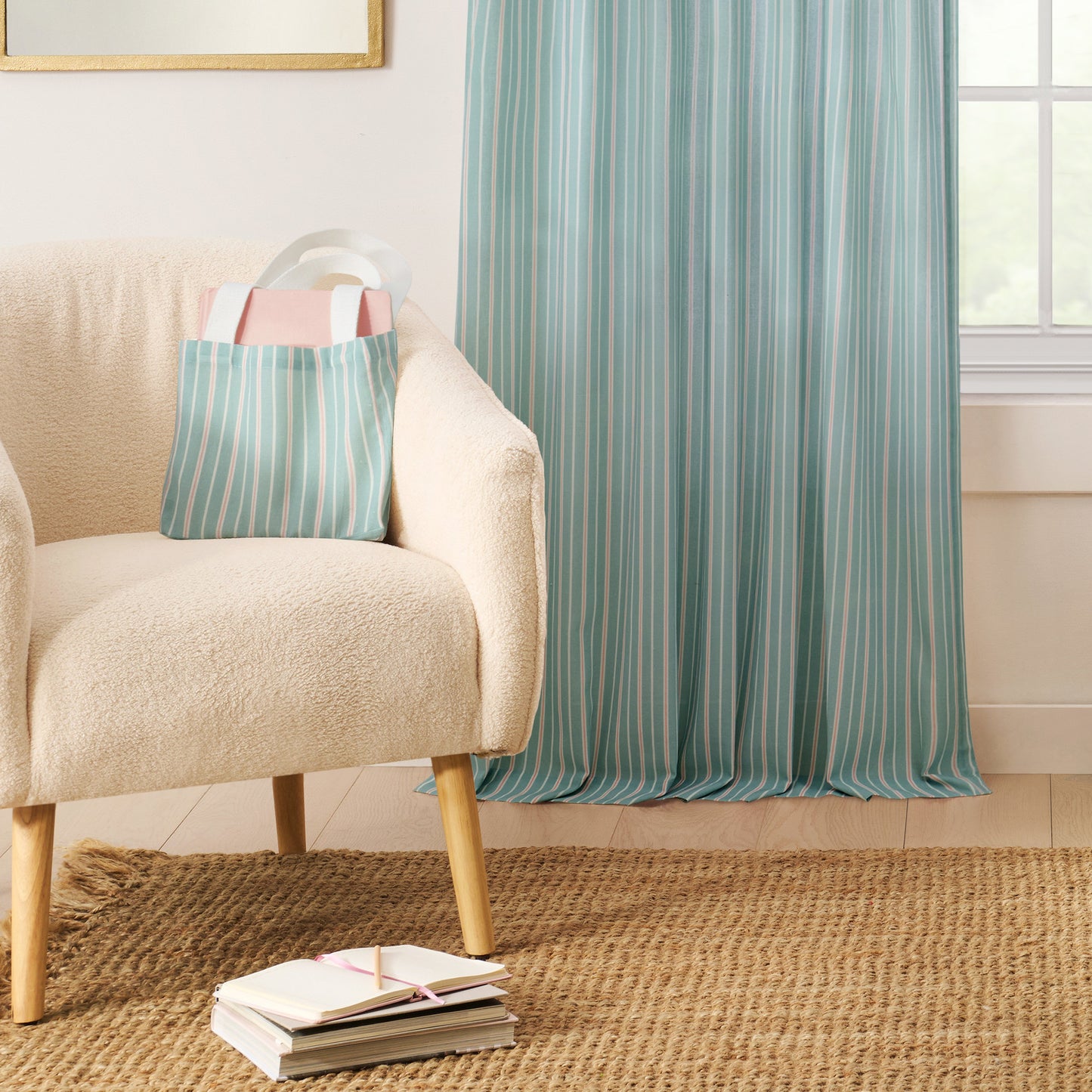 Peri Home Marina Stripe Vorhang Panel Paar und Tote Bag Set