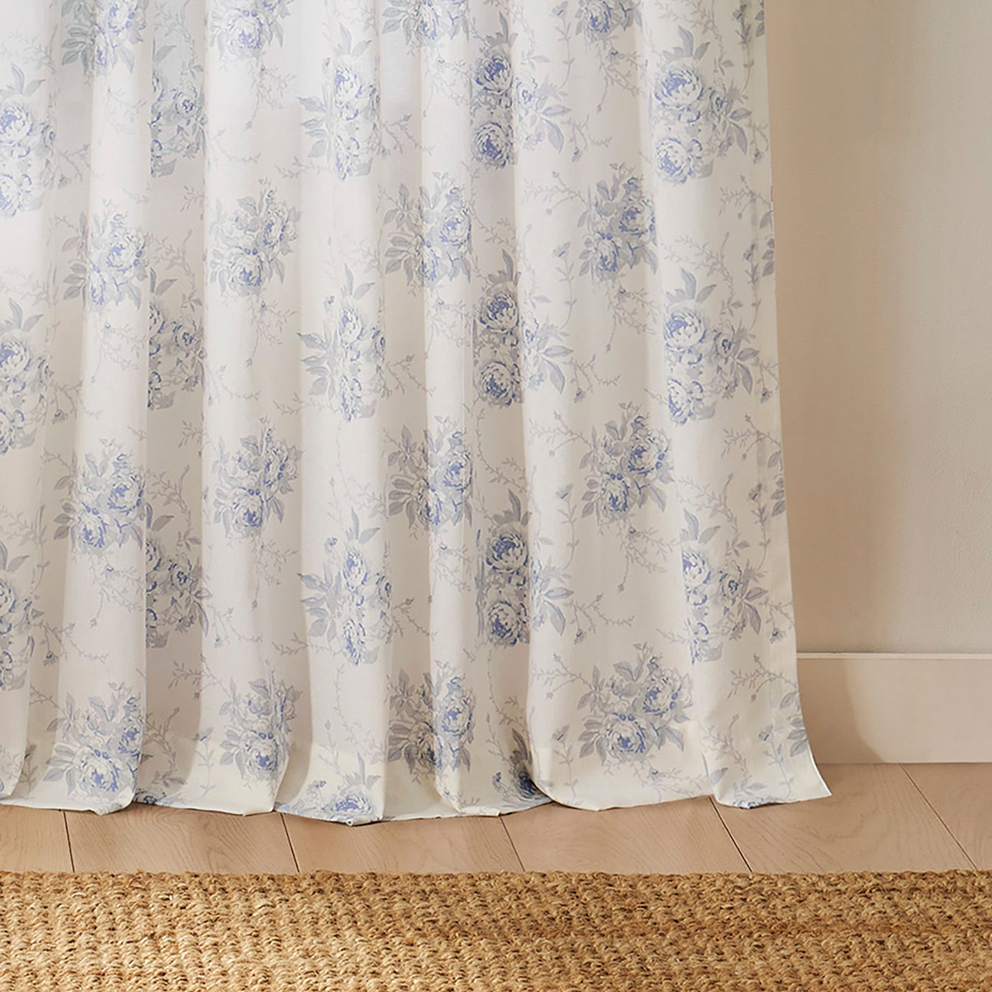 Peri Home Erbstück Rose Curtain Panel Paar und Tote Bag Set