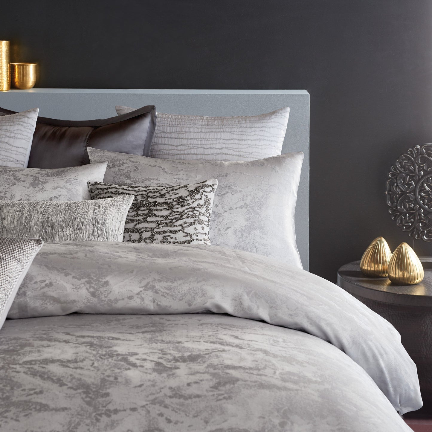 Donna Karan Luna Duvet Bedding Sammlung