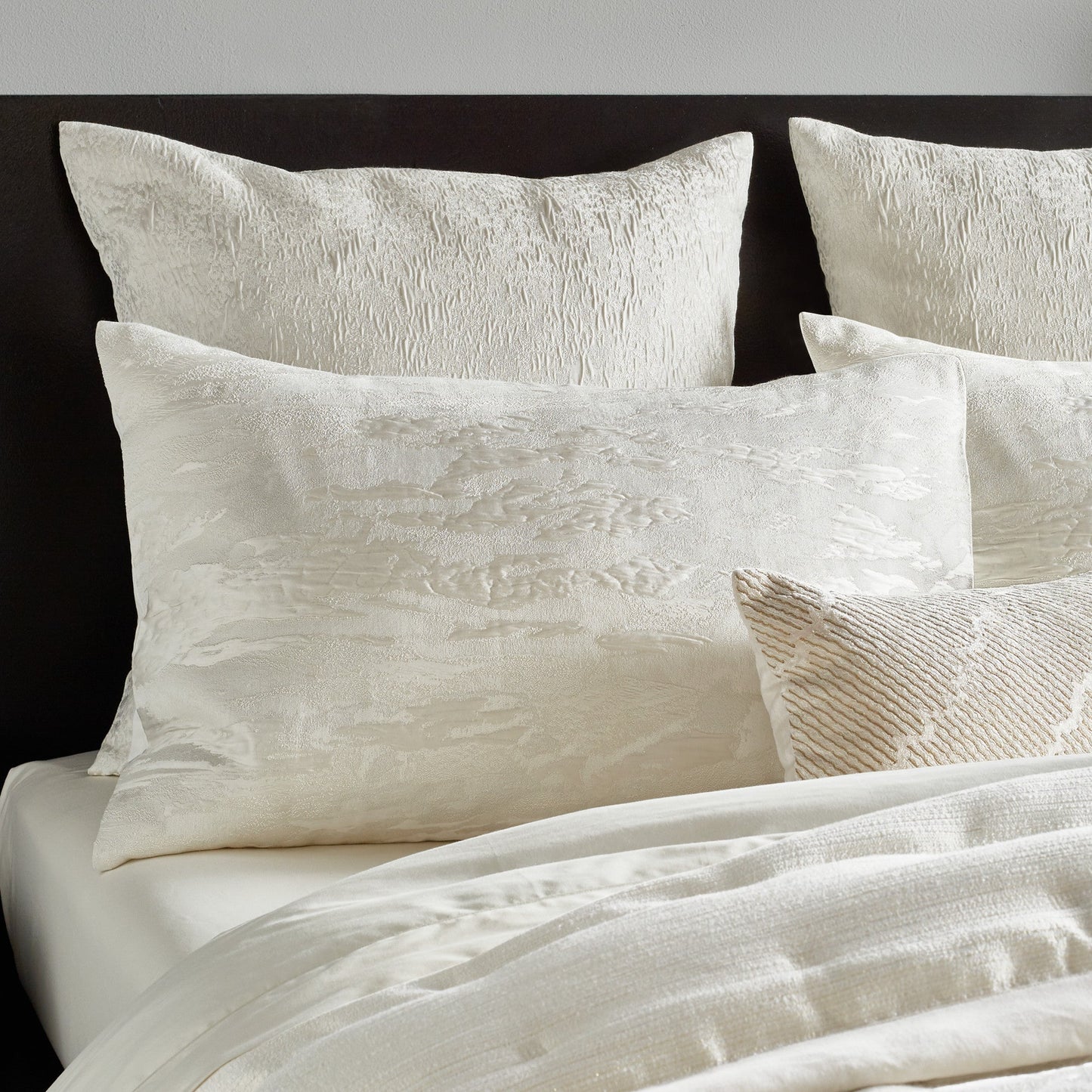 Donna Karan Seduction Duvet Bedding Sammlung