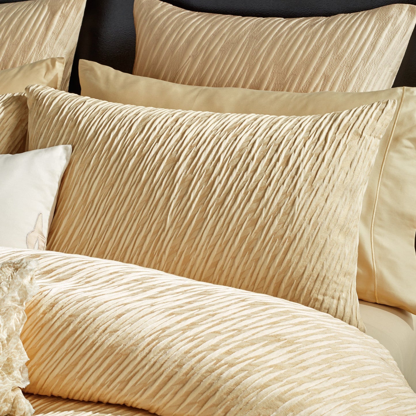 Donna Karan Gold Dust Duvet Collection (Deutsche Ausgabe)