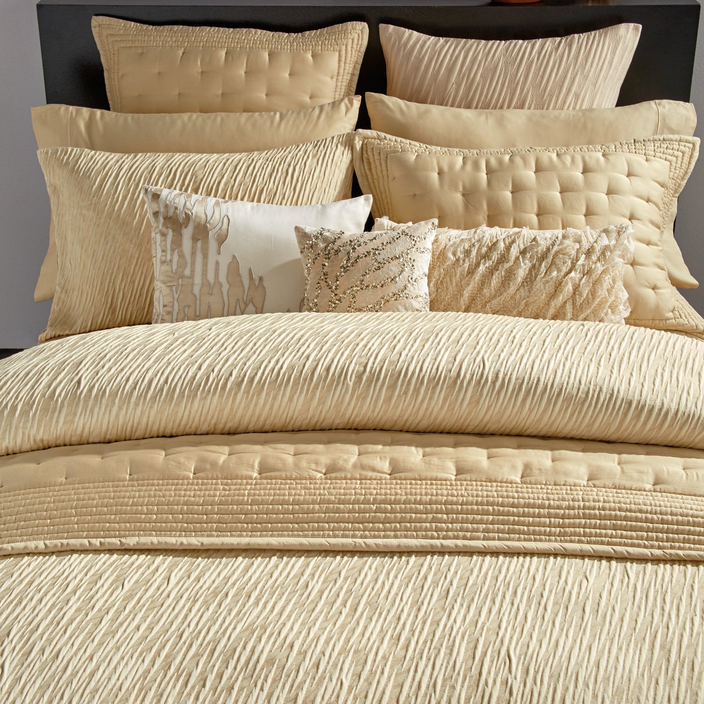 Donna Karan Gold Dust Duvet Collection (Deutsche Ausgabe)