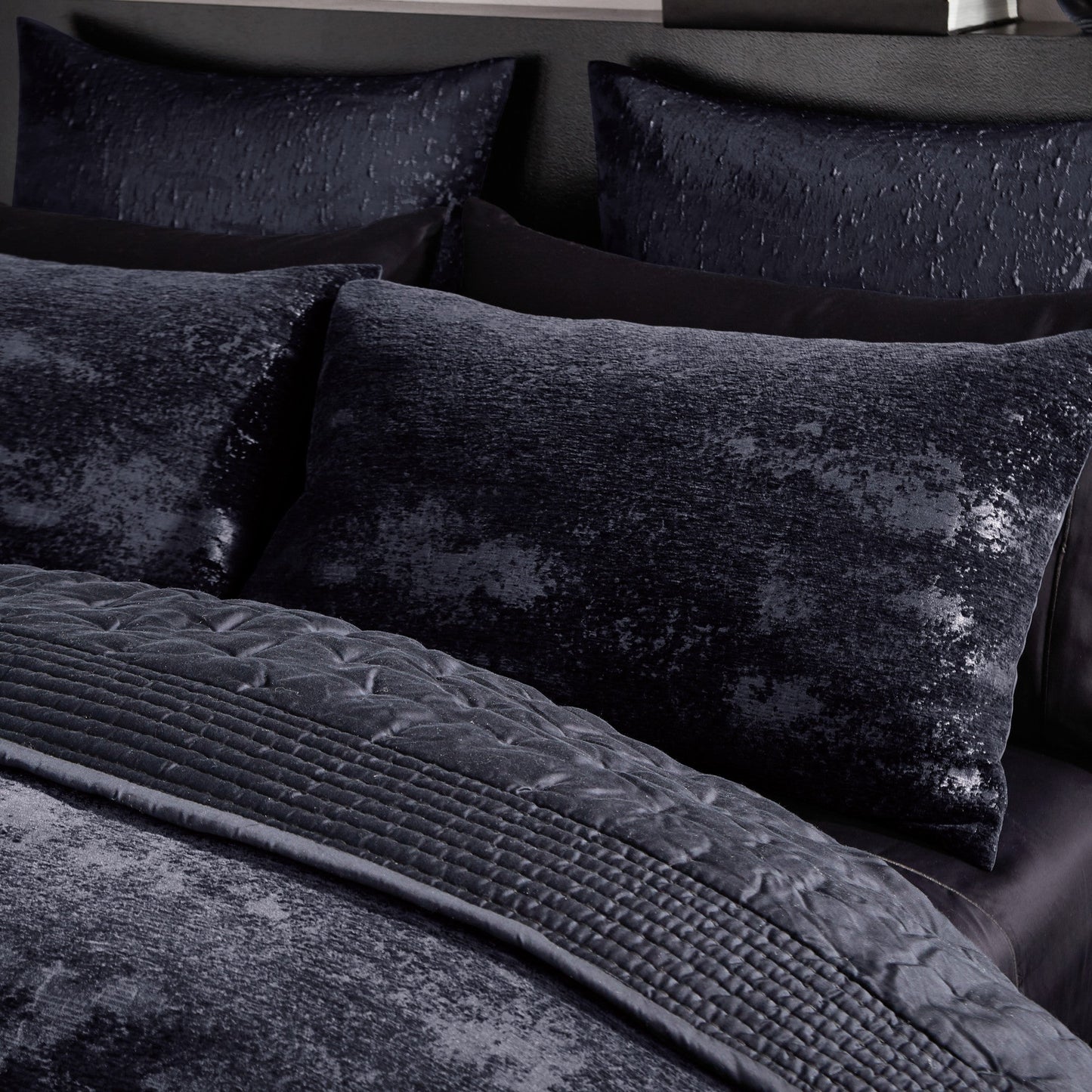 Donna Karan Sapphire Duvet Sammlung