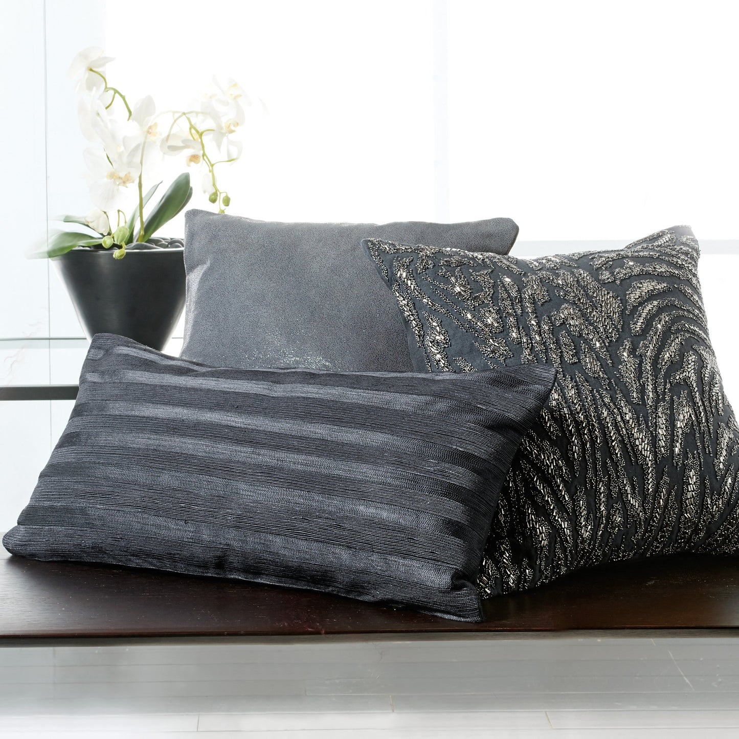 Donna Karan Moonscape glasiertes Lederdekorations-Kissen