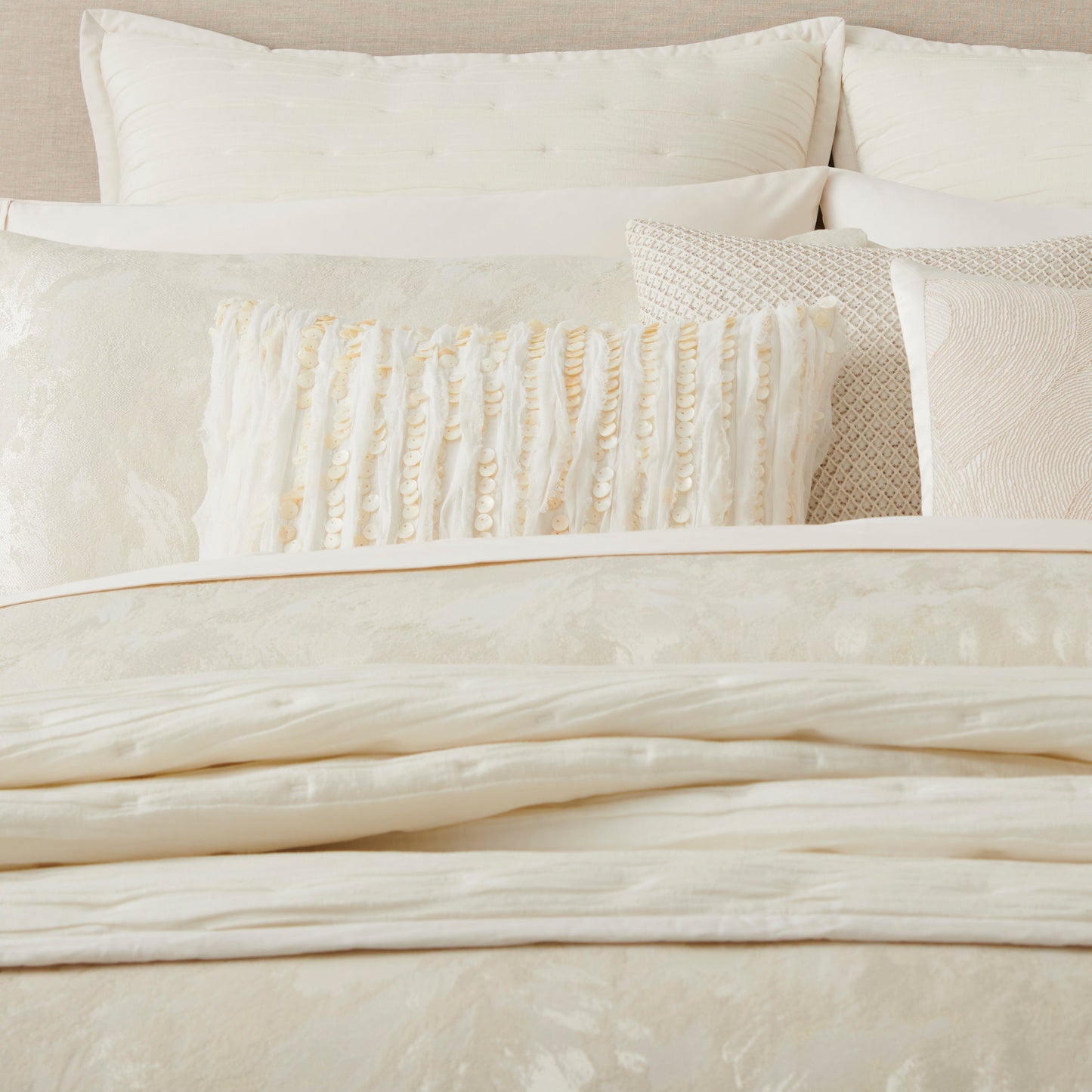 Donna Karan Home Flutter Dekoratives Kissen, 14' x 20'