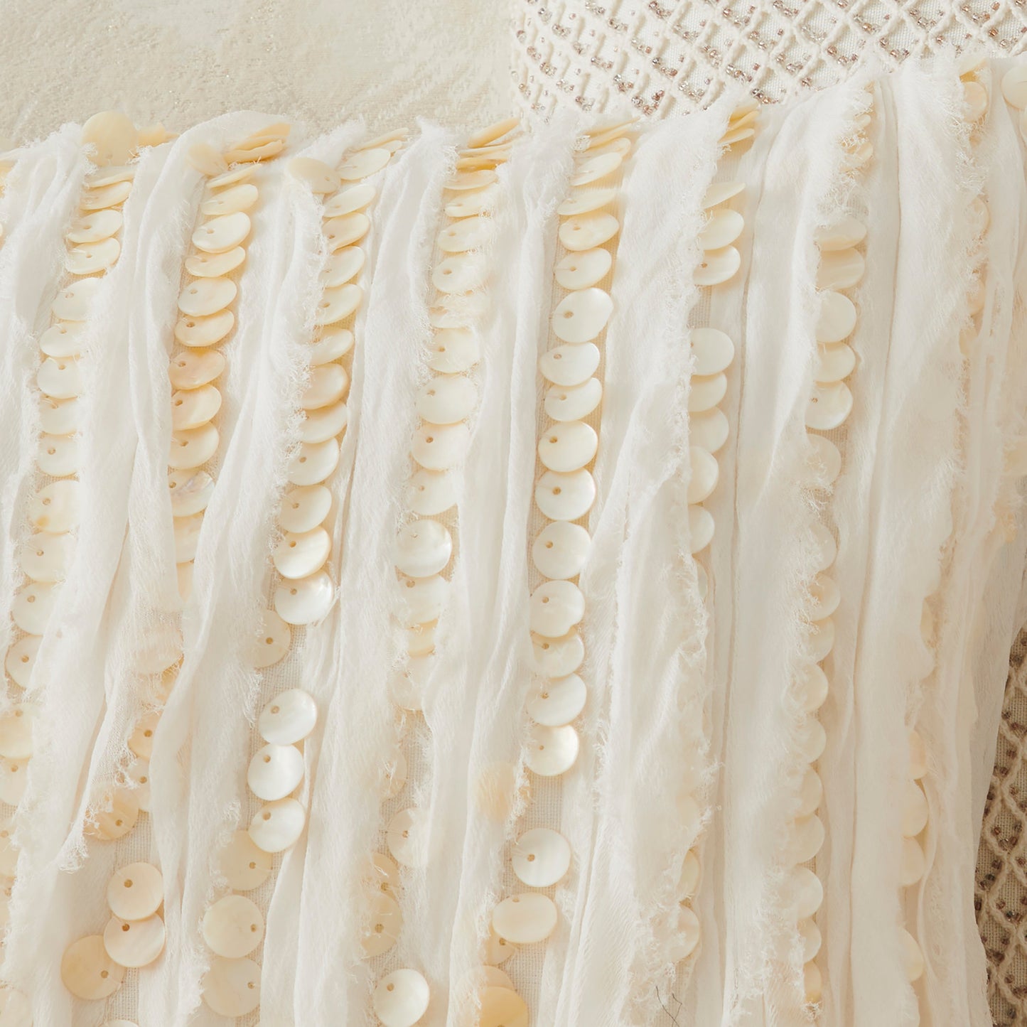 Donna Karan Home Flutter Dekoratives Kissen, 14' x 20'
