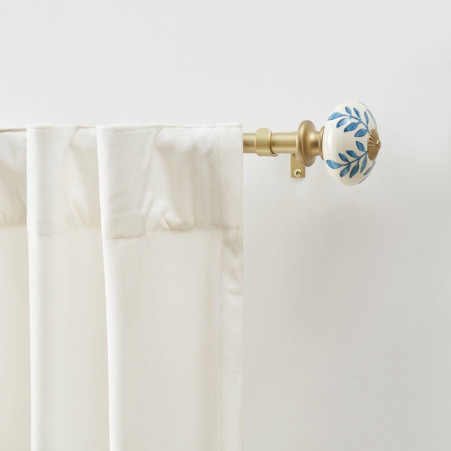 Martha Stewart Roseland Rod und Finial Set