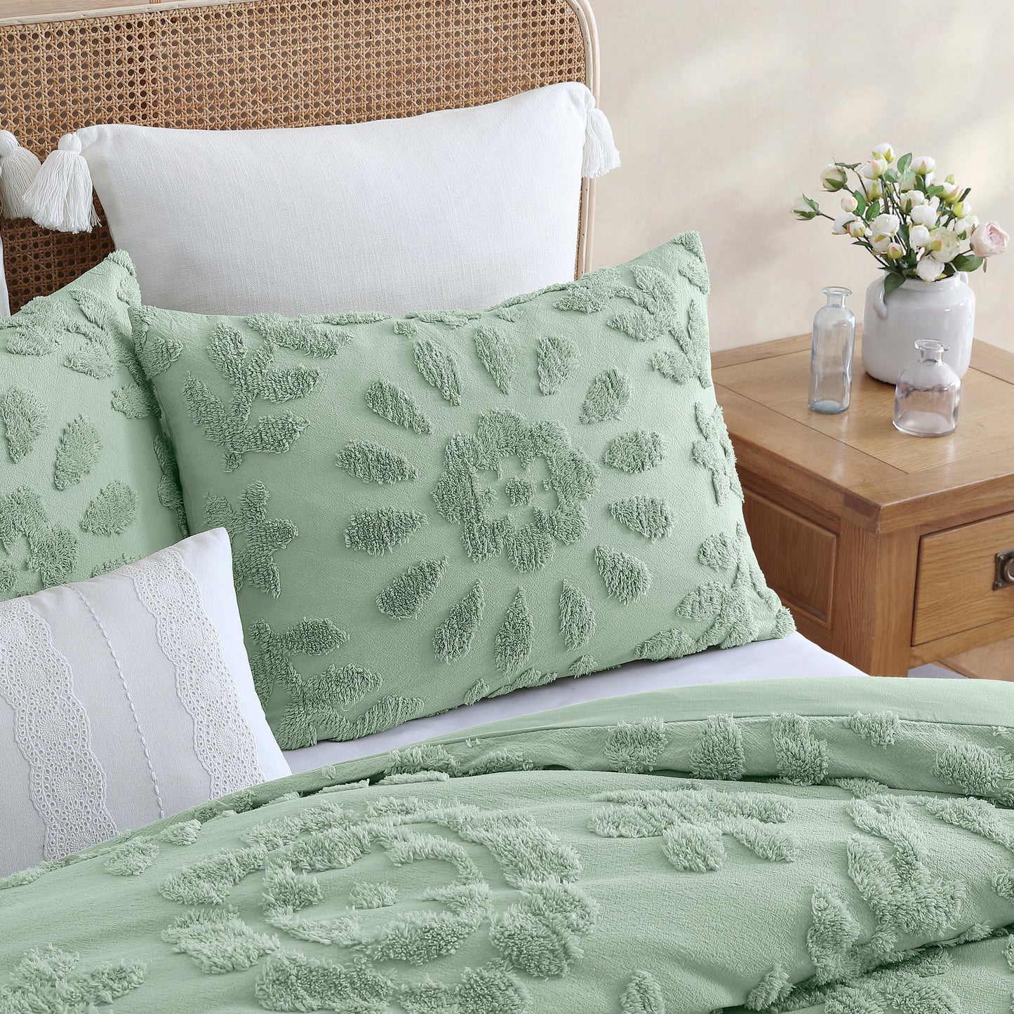Peri Home Chenille Laurel Comforter Set Sammlung