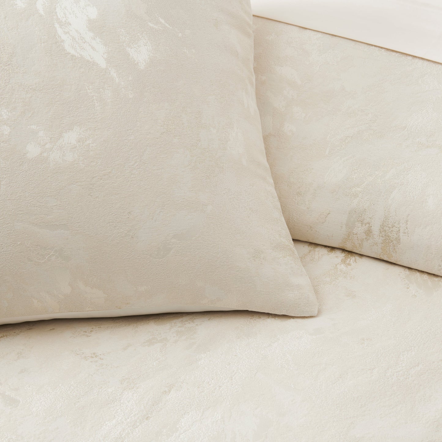 Donna Karan Home Illusion Duvet Sammlung
