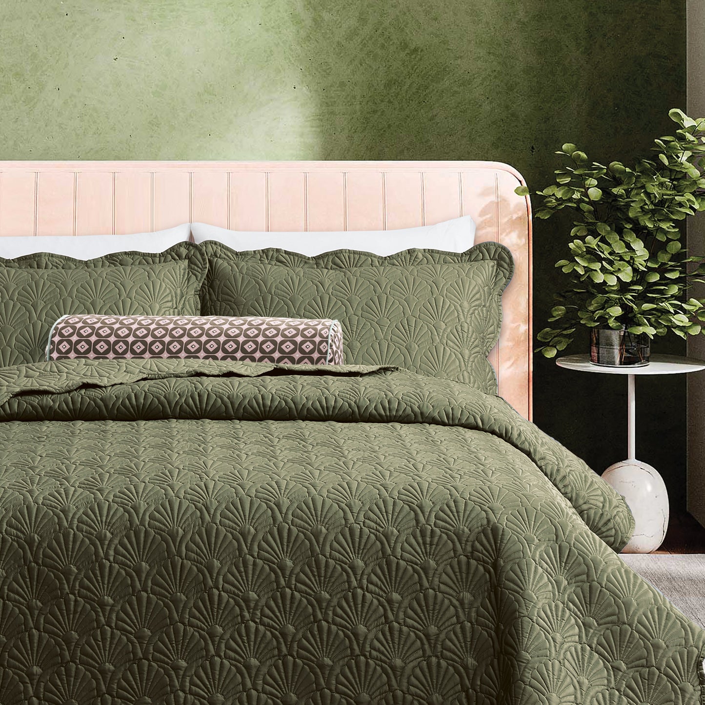 Ted Baker Deco Shells Quilt Set