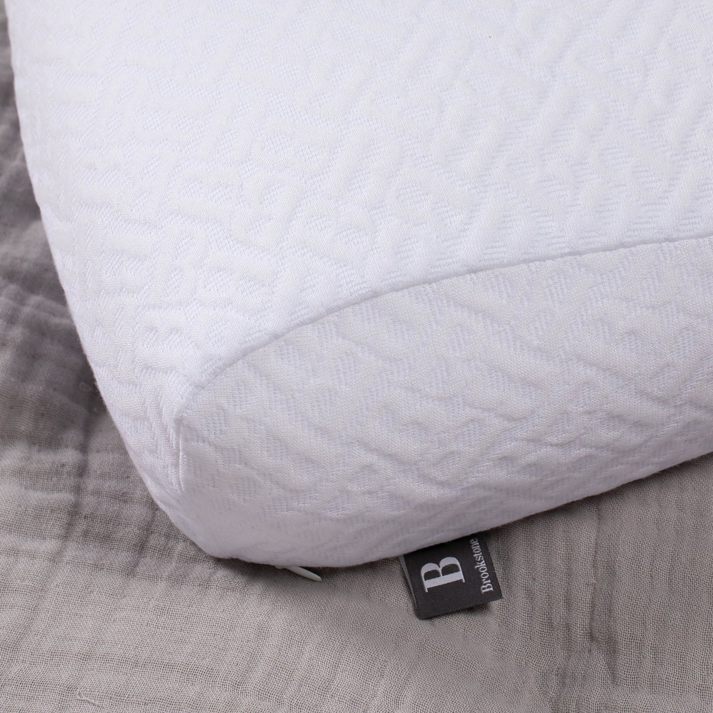 Brookstone Classic Comfort Memory Foam Pillow (Deutsche Ausgabe)