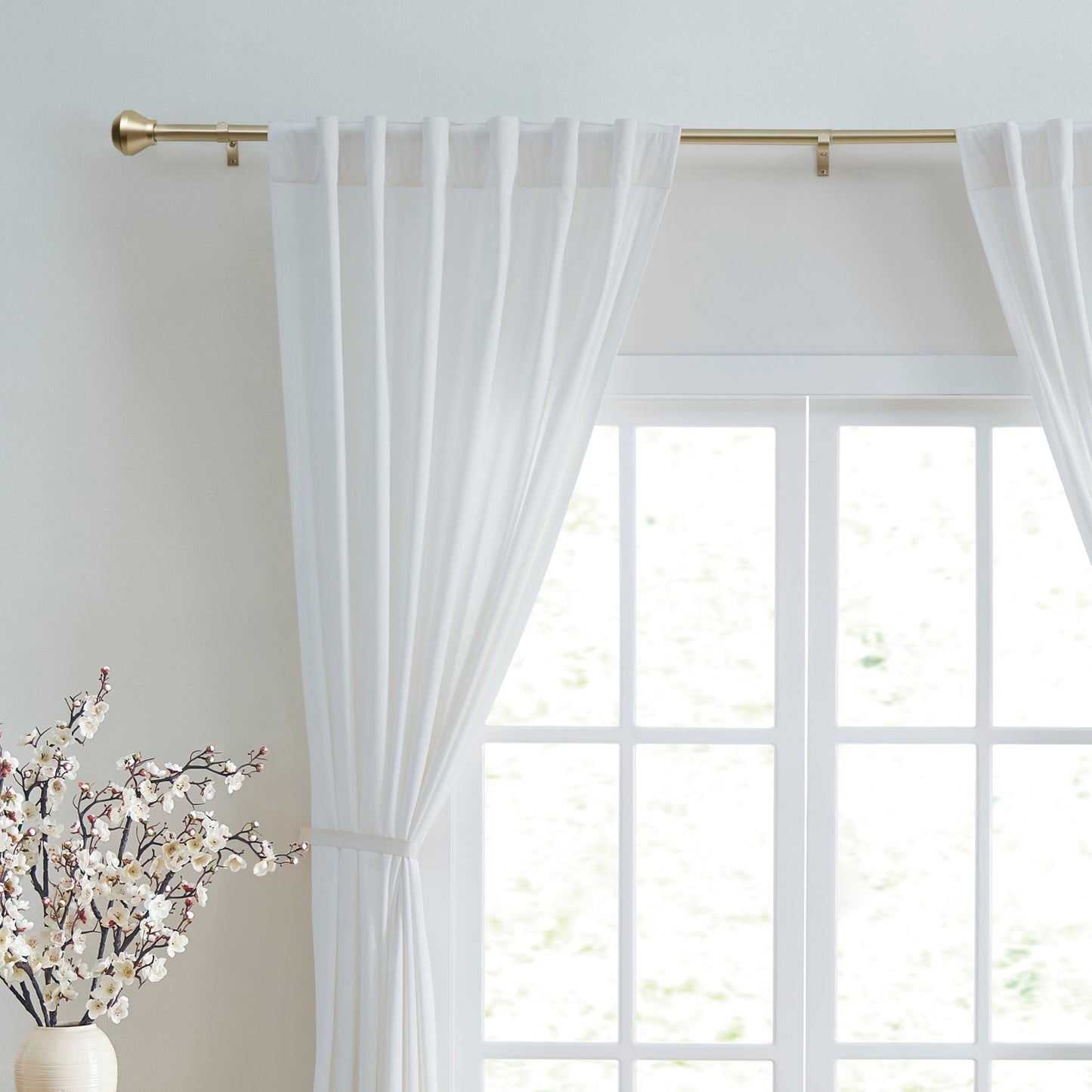 DKNY Conrad Curtain Rod Set