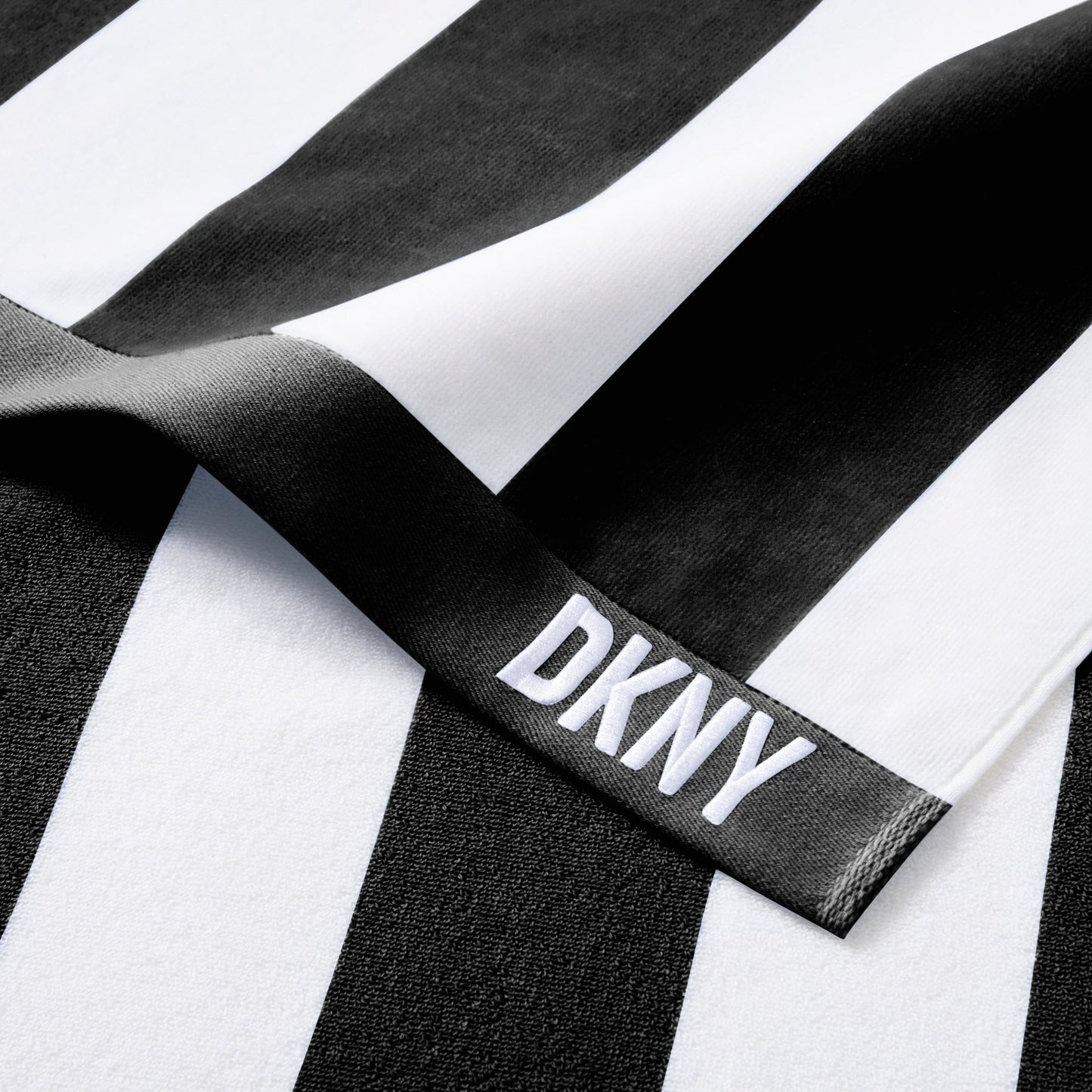 DKNY Cabana Stripe 4-teiliges Beach Towel und Tote Bag Set