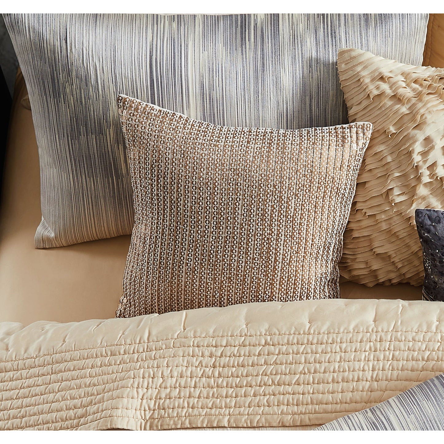 Donna Karan Home Kupfer Pailletten Dekorative Kissen