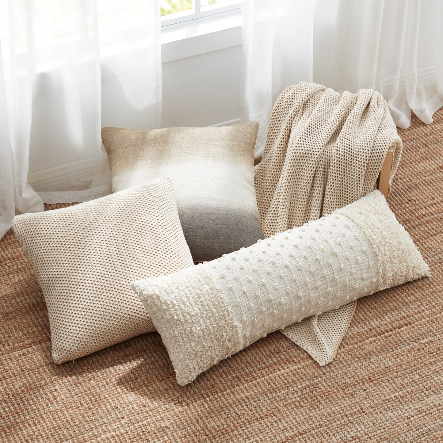 DKNY Reiner Tauchfarbstoff Dekoratives Kissen
