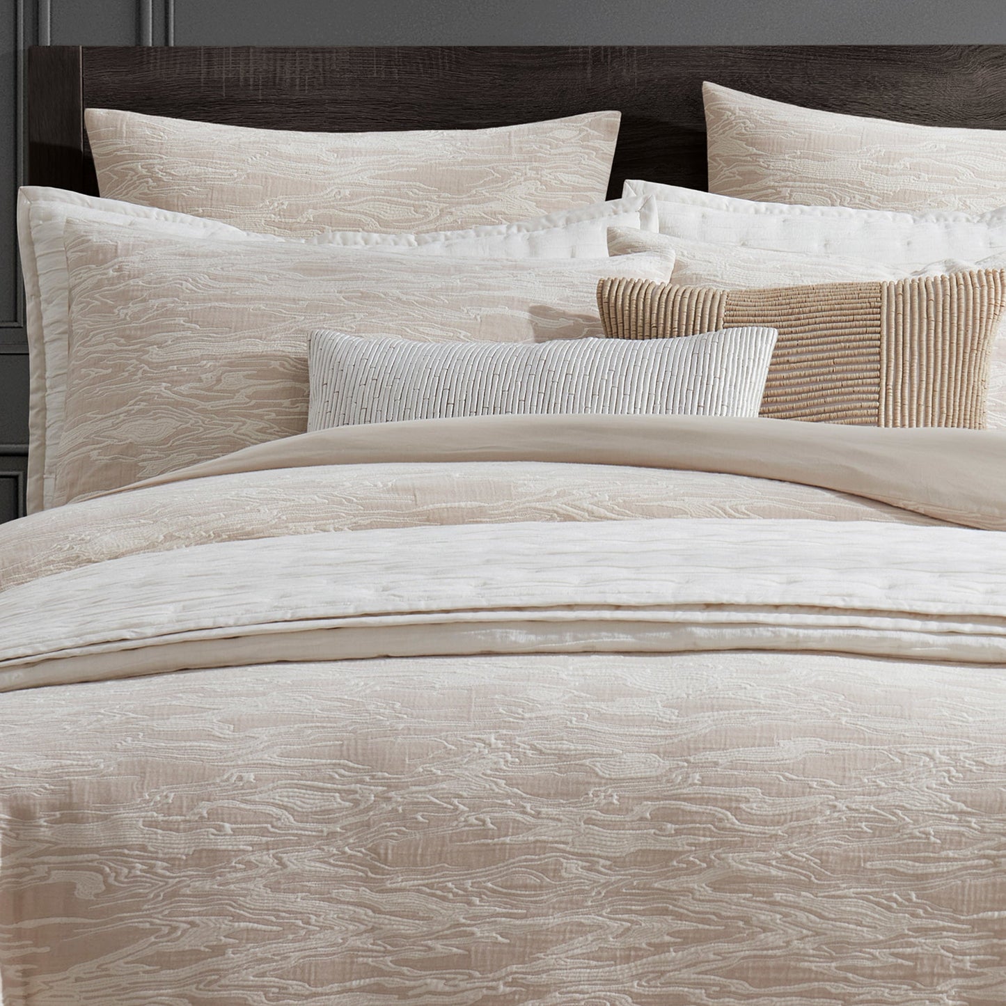 Donna Karan Tranquility Duvet Collection Ubersetzungen